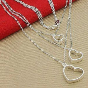 Elegant Three Heart Pendant Necklace